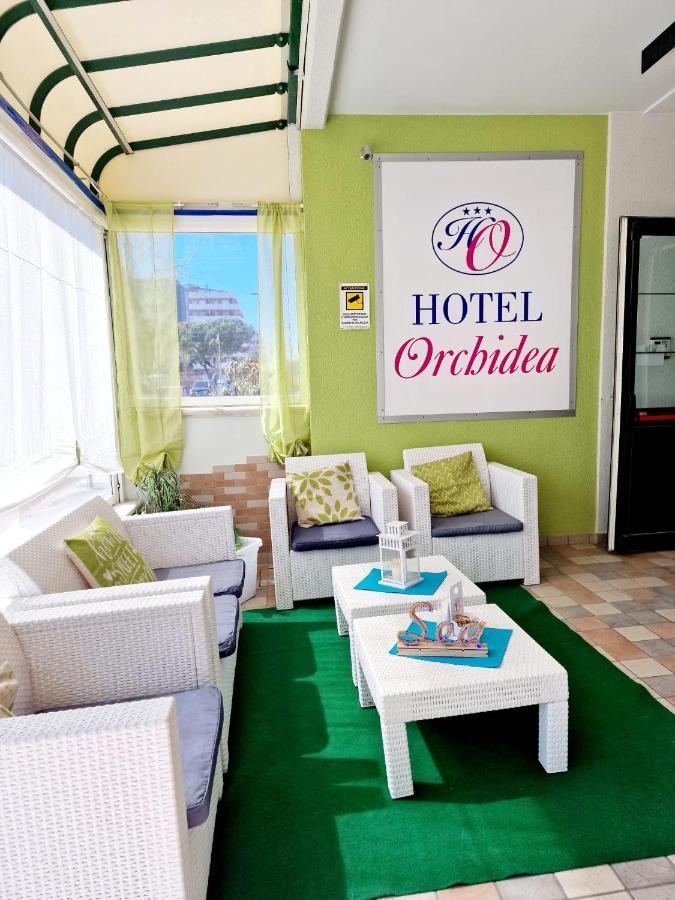 Hotel Orchidea Lignano Sabbiadoro Exterior photo